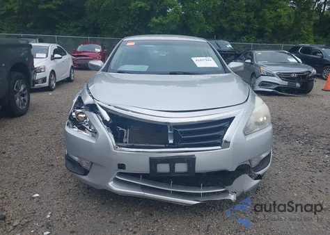 2015 Nissan Altima 2.5 S из США, поврежденный, VIN 1N4AL3AP9FC599003